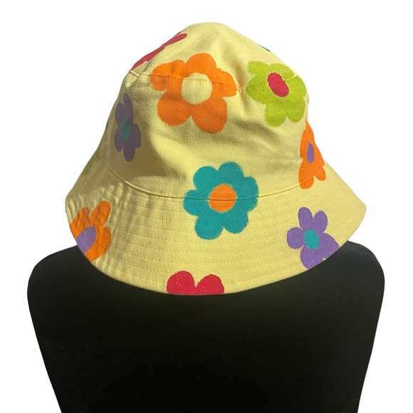 Bucket Hat - Picture 3 of 6